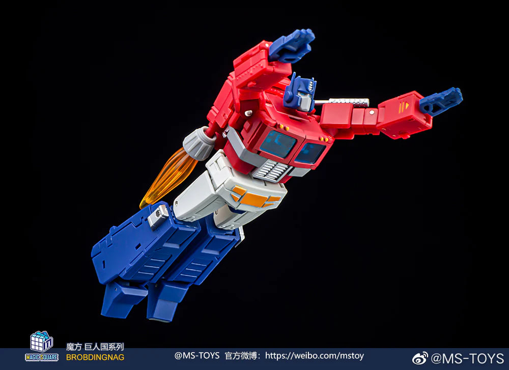Light of Victory Optimus Prime with Trailer 7 - WANGE Block